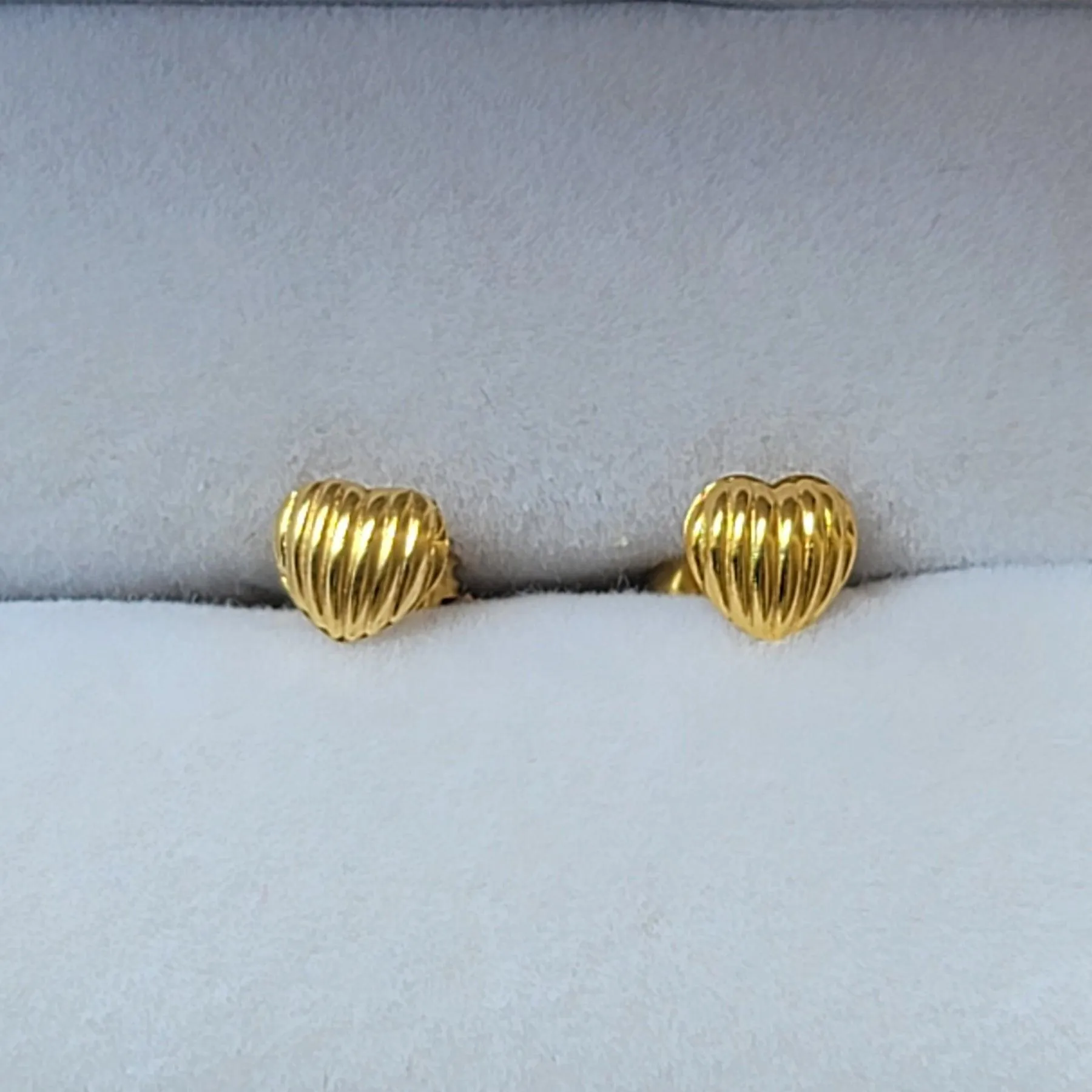 18k Yellow Gold Heart Stud Earrings