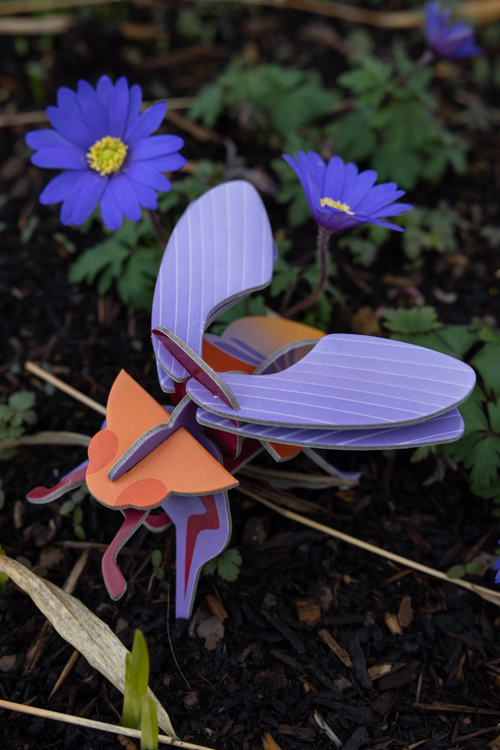 Bumble Bee Wall Decoration