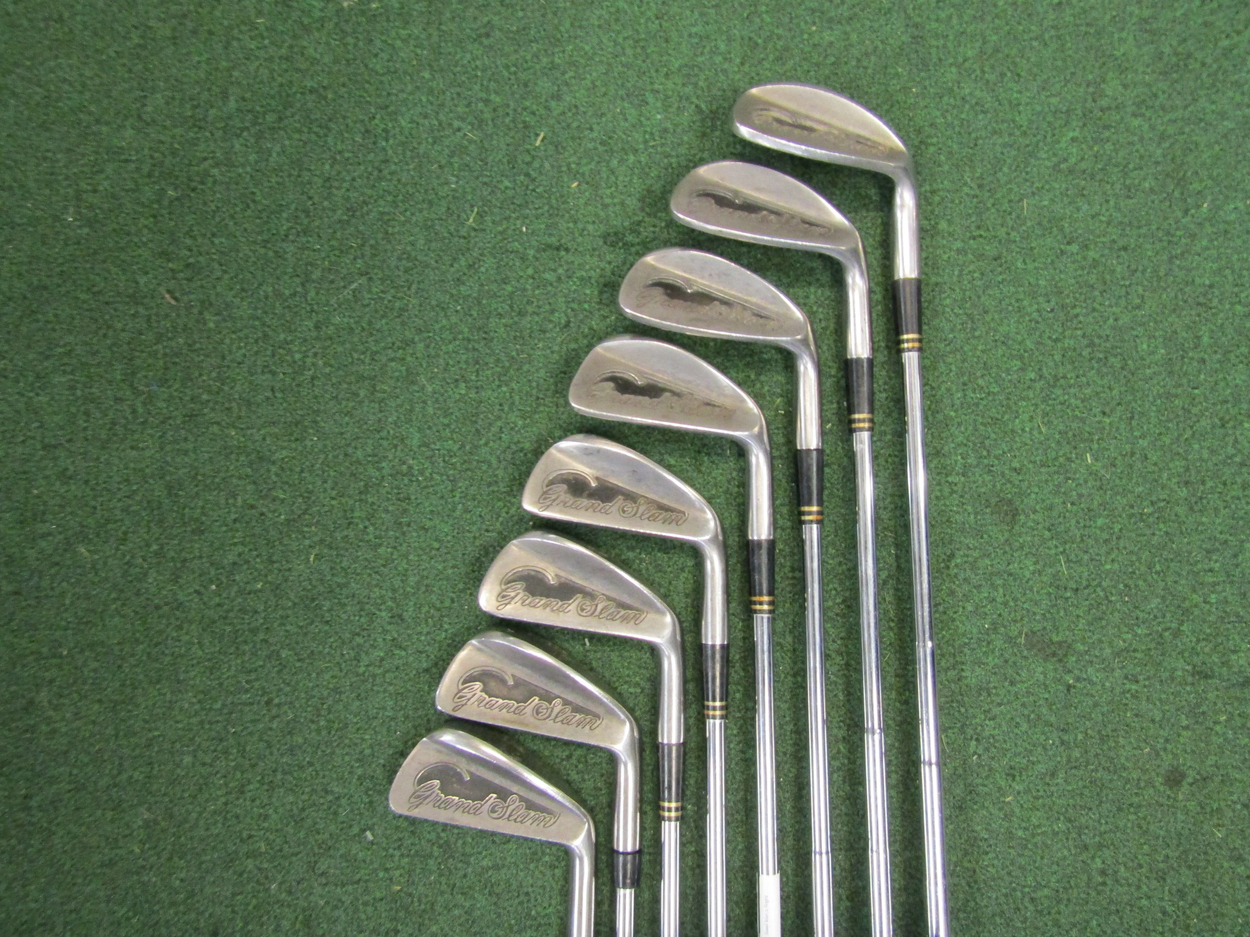 PowerBilt Grand Slam #3-Pw 8 pc. Iron Set Regular Flex Steel Men's Right